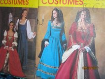McCalls  Queen/Courtesan? Costume patterns in Fort Lewis, Washington